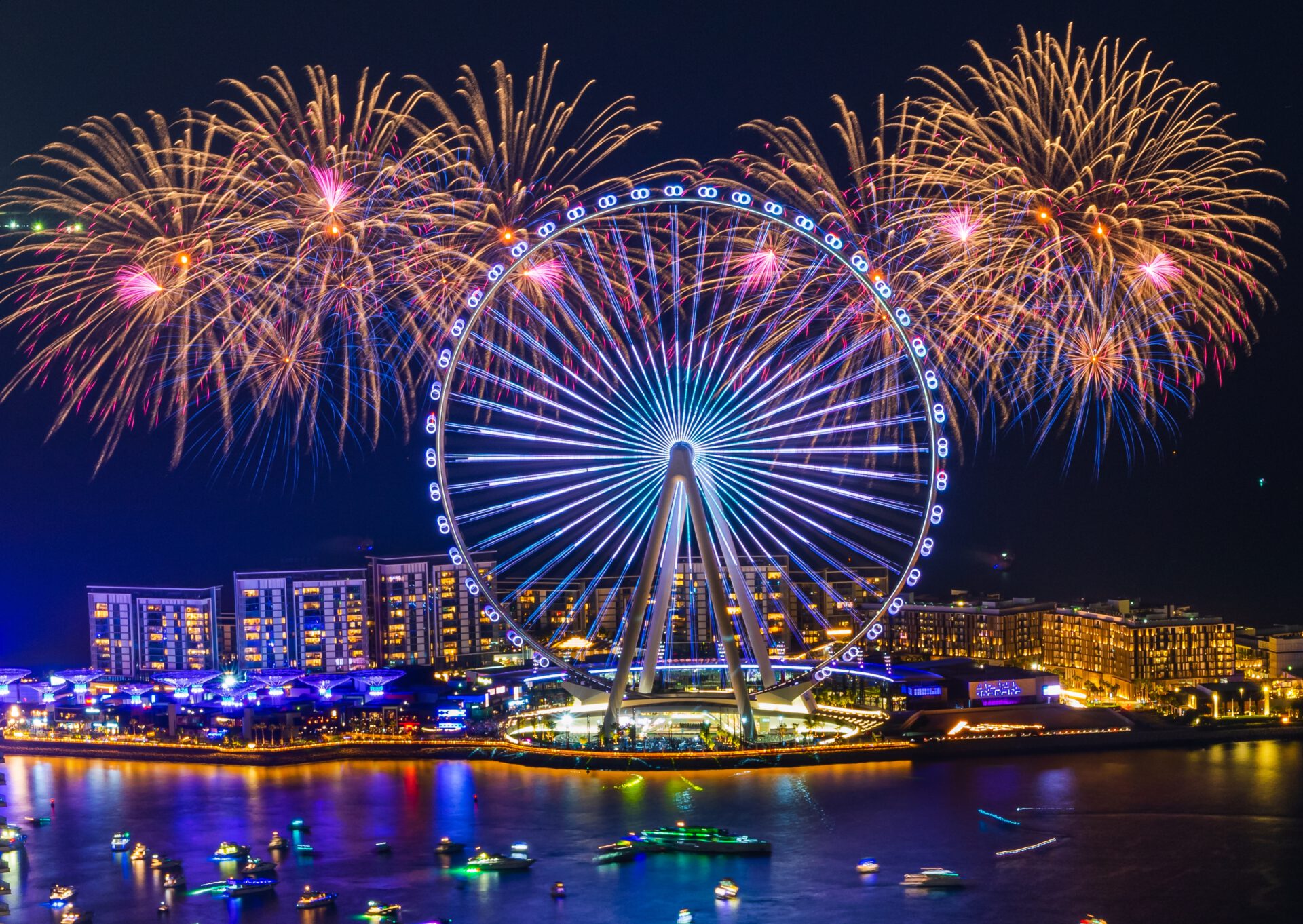 Ain Dubai Ferris Wheel - New Year's Eve fireworks