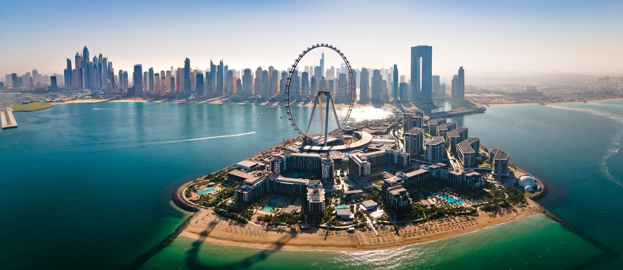 Best Dubai Areas for Tourists - Bluewaters