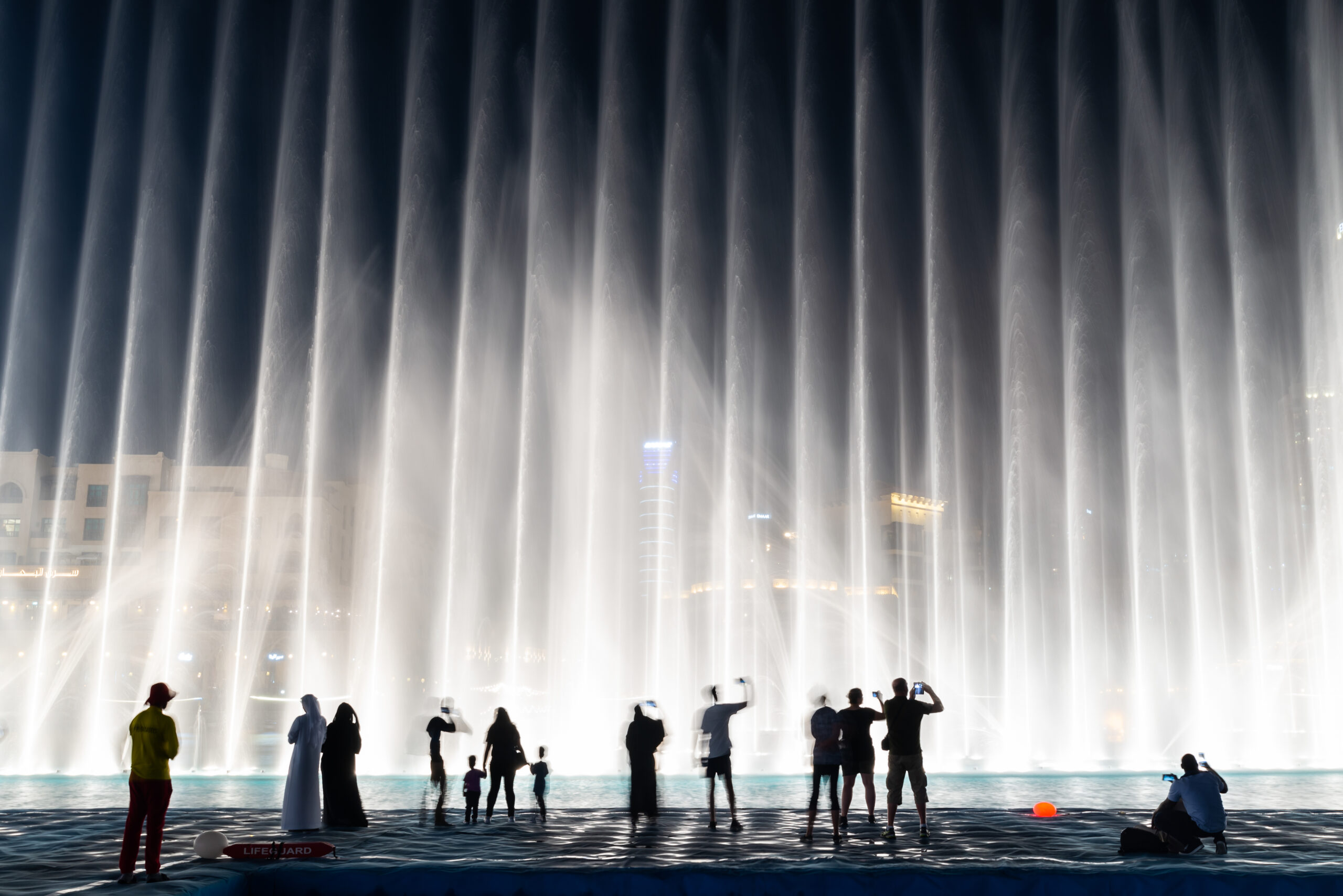 Dubai Fountain - Boardwalk