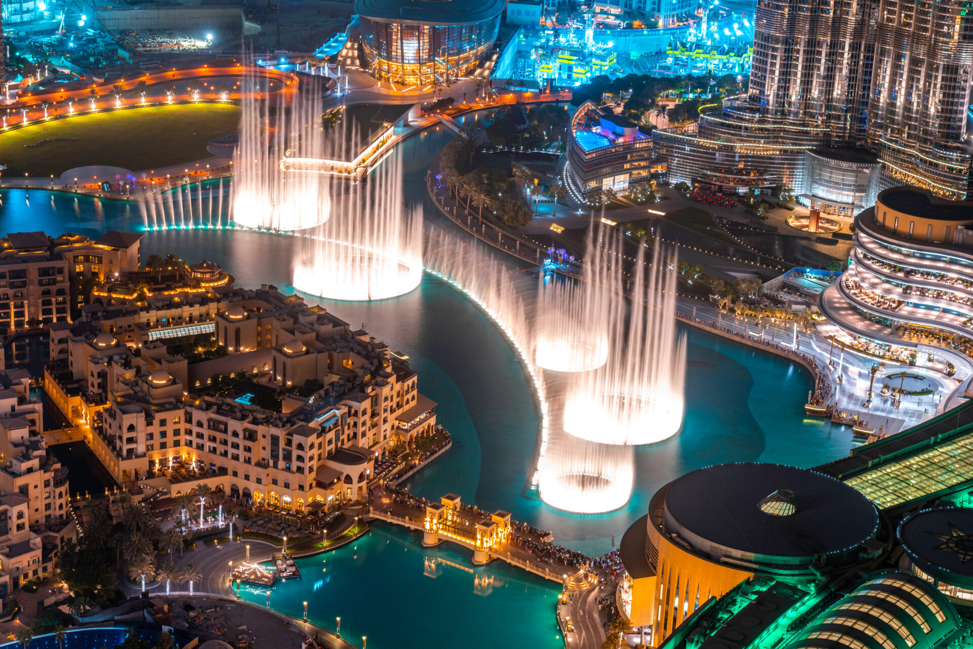 Dubai Fountain - Water show view from above