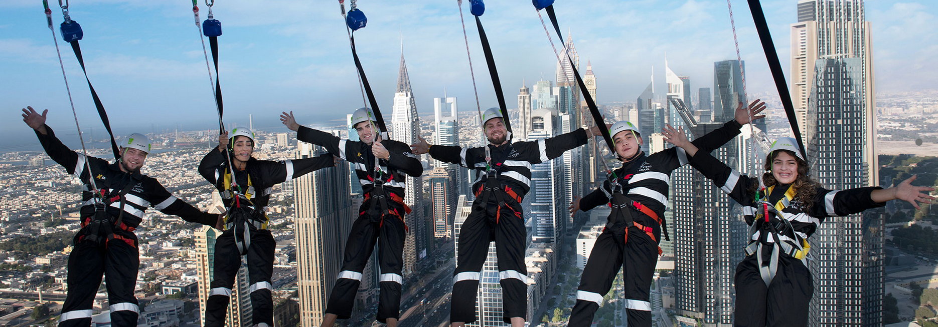 Sky Views Dubai Observatory - Sky Edge Walk