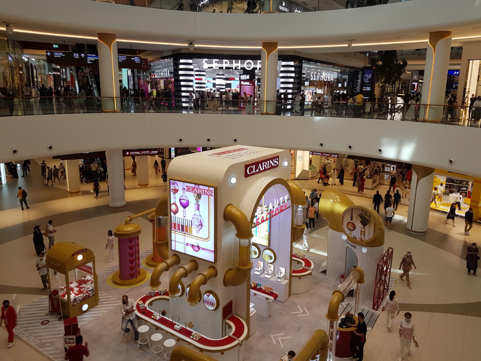 The Dubai Mall - Cosmetics shops