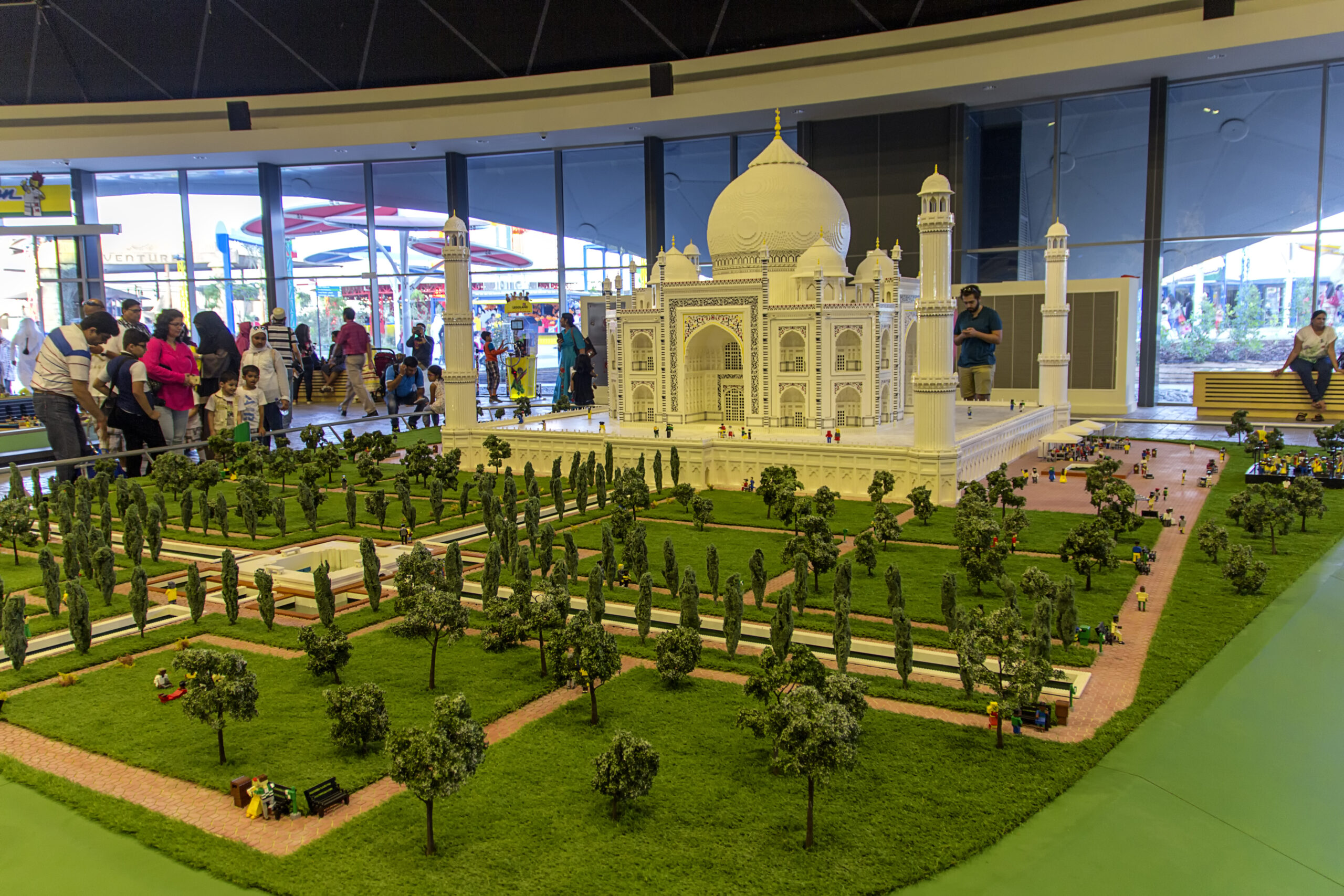 Legoland Dubai Theme Park - Taj Mahal LEGO bricks