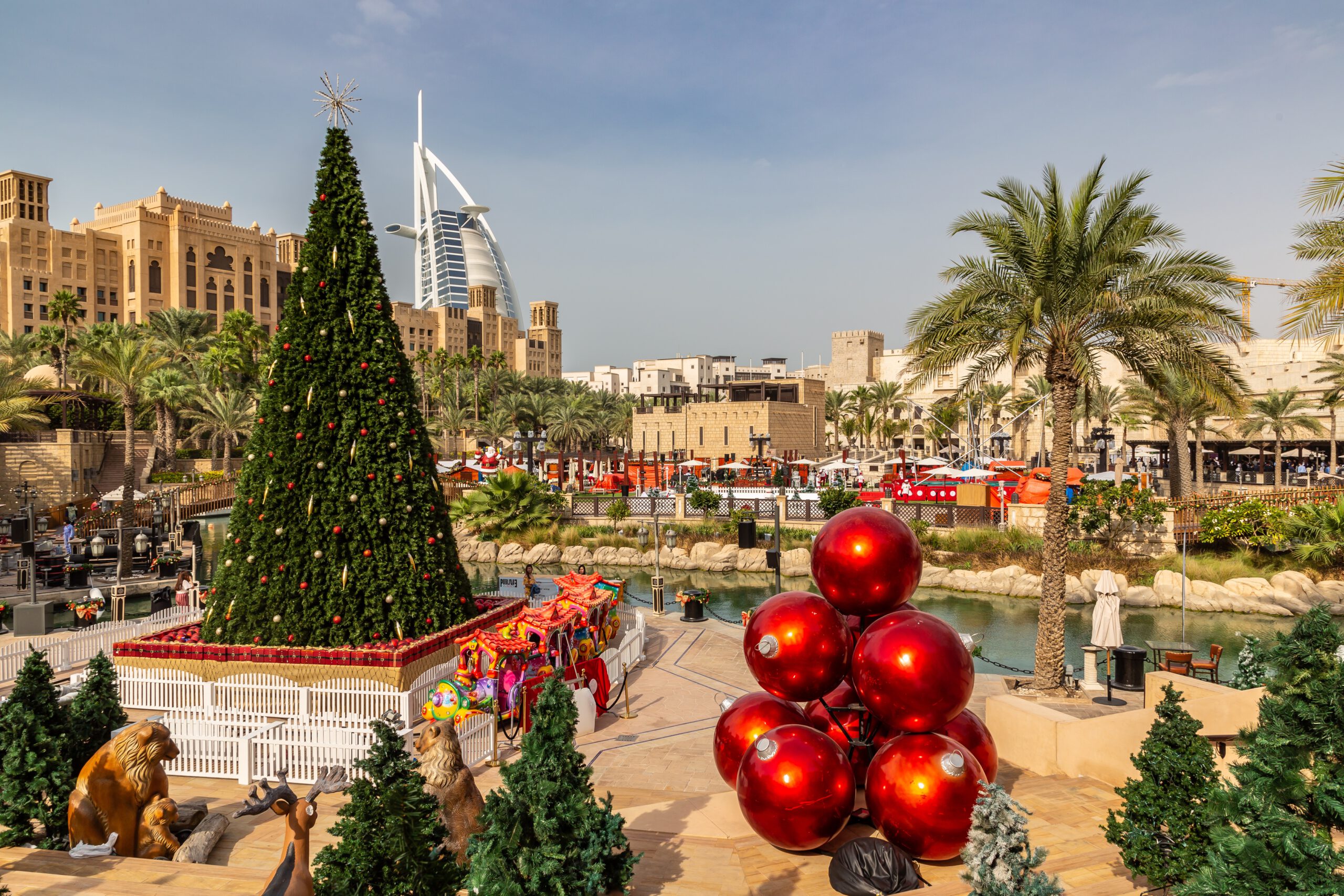New Year in Dubai - Christmas tree in Madinat Jumeirah