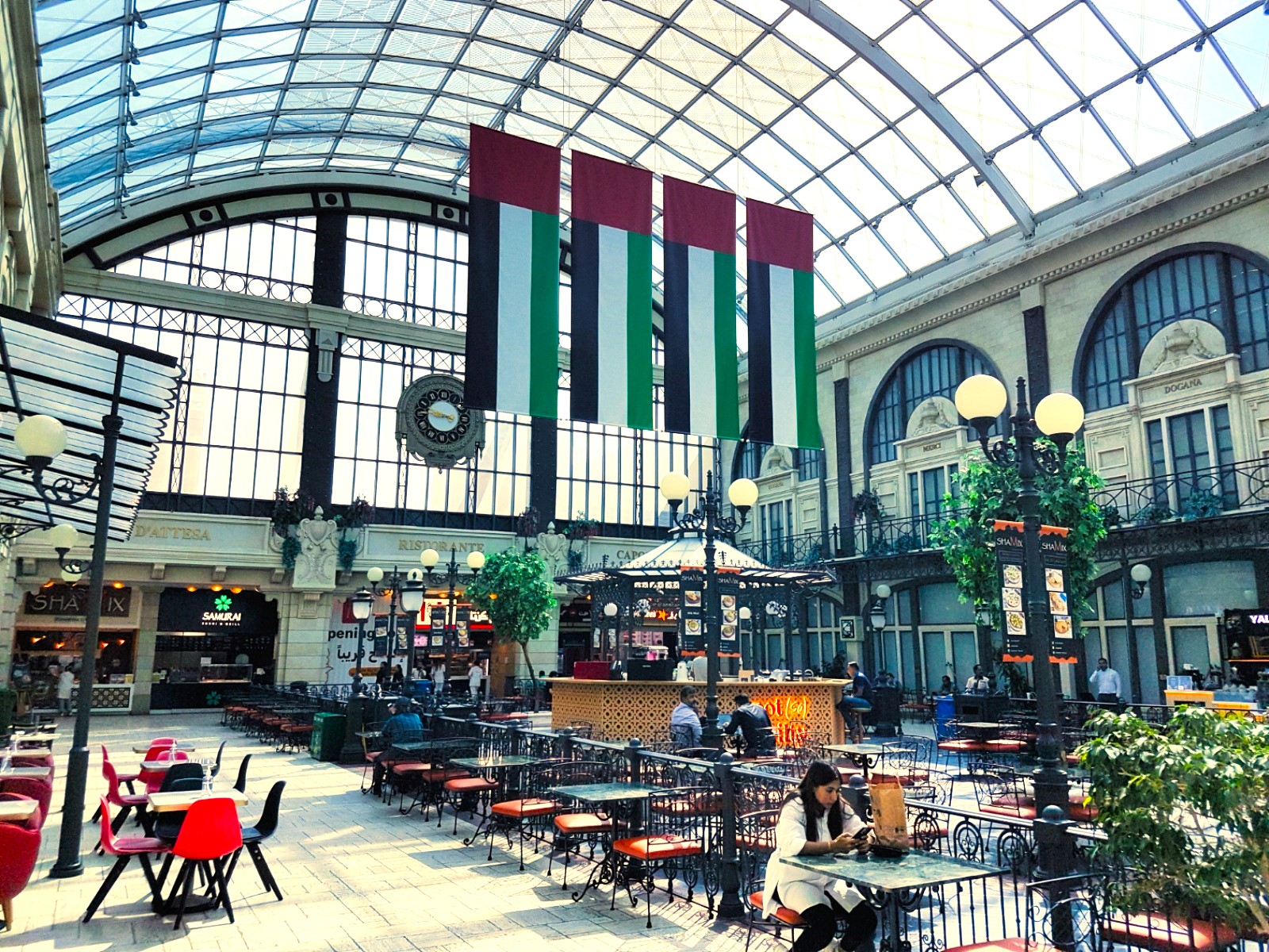 Mercato Shopping Mall in Dubai - Restaurants